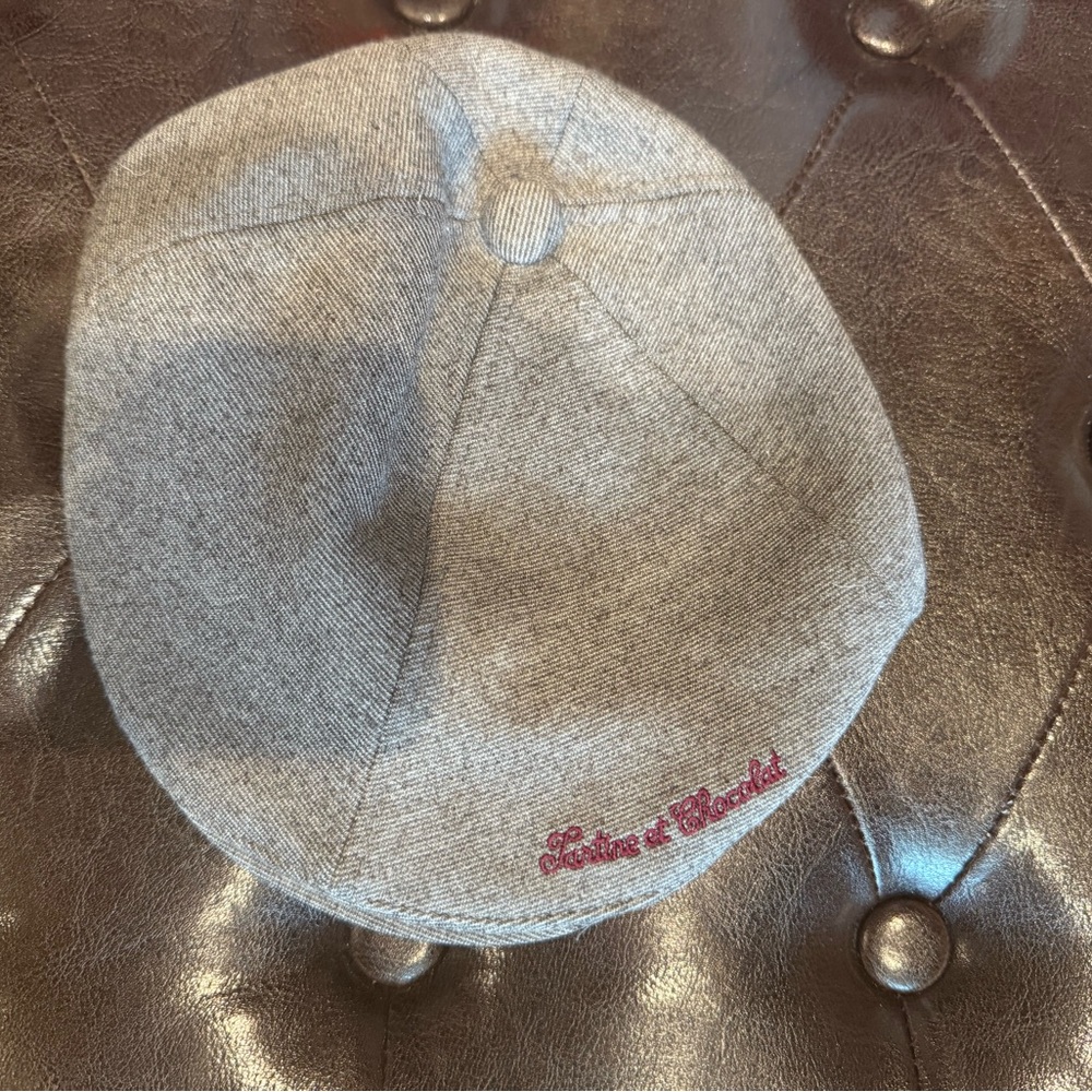 Tartin et Chocolat beret baby hat